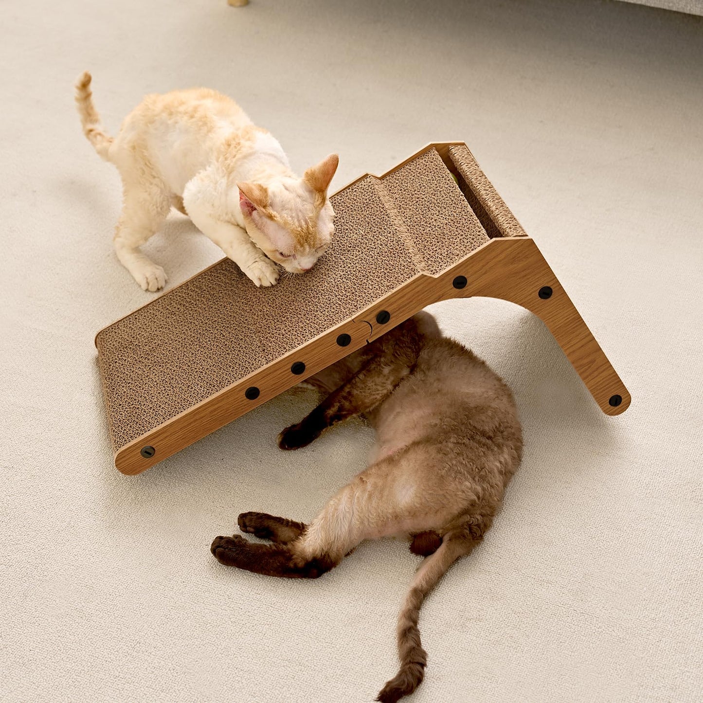 EHEYCIGA L-Shaped Cat Scratcher with Ball Toy – Brown